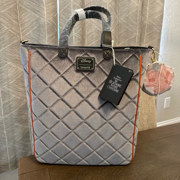 NWT Loungefly Disney The Nightmare‎ Before Christmas Jack & Sally Velvet Tote - Picture 2 of 10